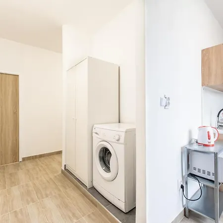 Apartment Krasny Byt Pobliz Oc Futurum