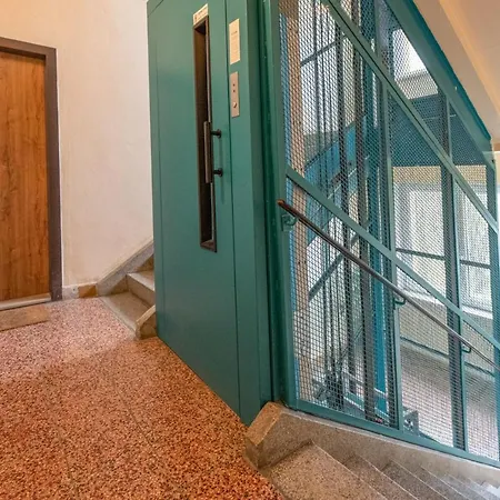 Krasny Byt Pobliz Oc Futurum Apartment