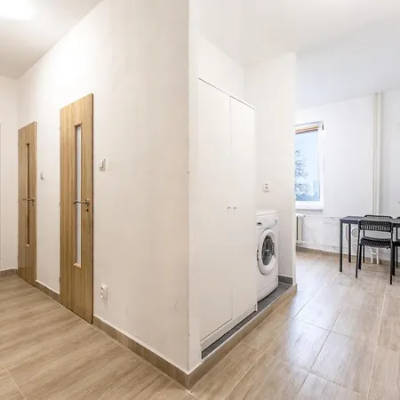 Krasny Byt Pobliz Oc Futurum Apartment *
