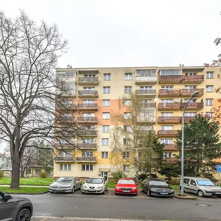 Krasny Byt Pobliz Oc Futurum Apartment *
